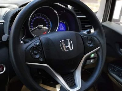 Honda Jazz 1.5SV A/T 2014 รูปที่ 8